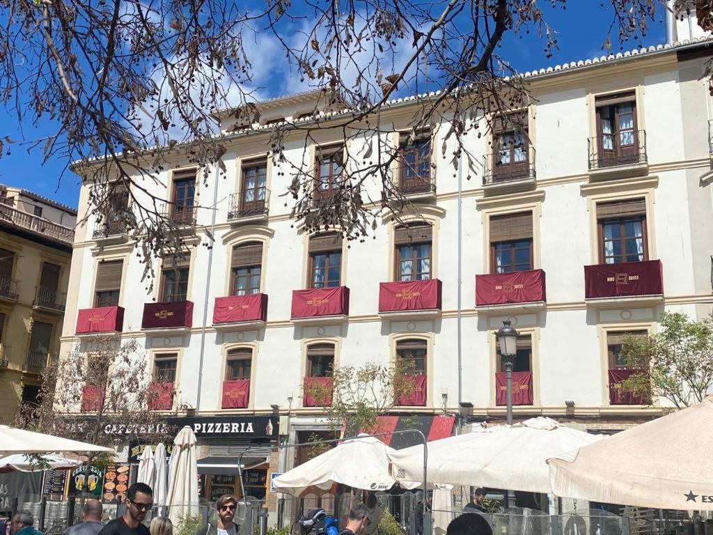 Bibo Suites Plaza Nueva Granada Ngoại thất bức ảnh