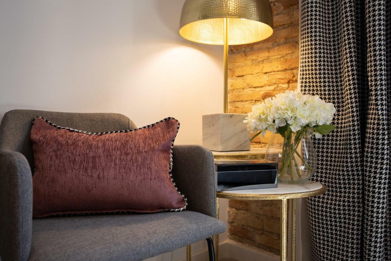 Bibo Suites Plaza Nueva Granada Ngoại thất bức ảnh
