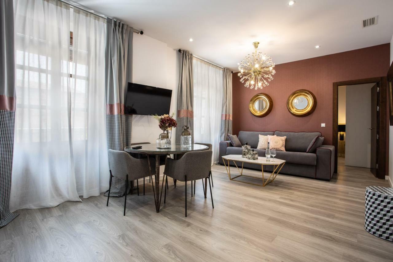 Bibo Suites Plaza Nueva Granada Ngoại thất bức ảnh